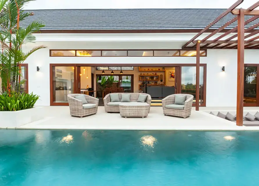 Ideas for outdoor living spaces in stanford ca custom built patios modern pool more
